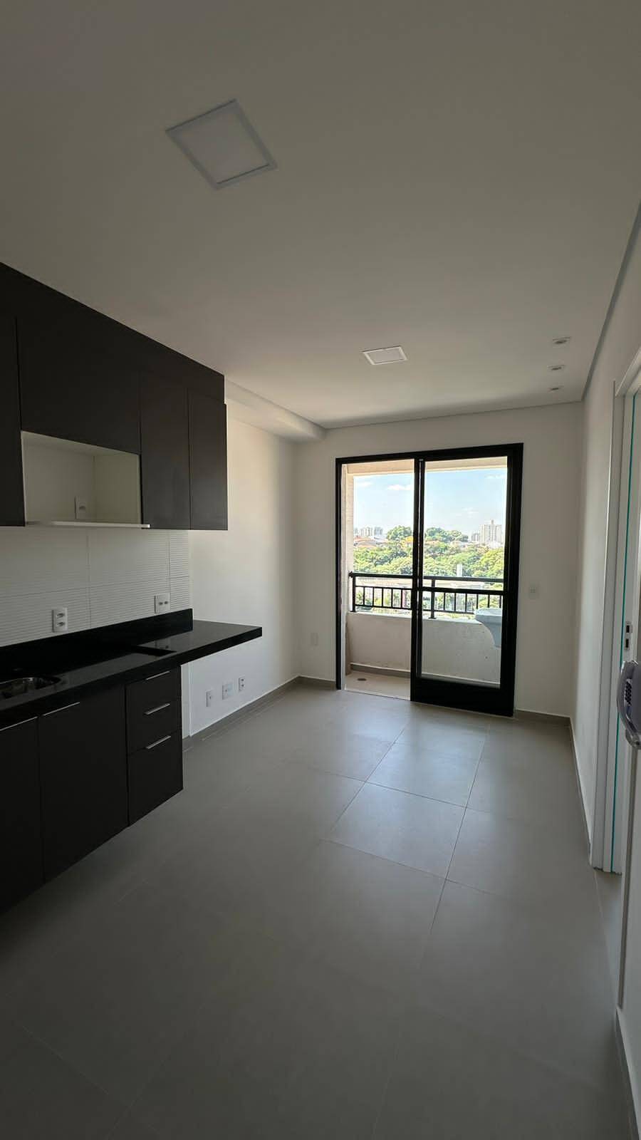 Apartamento à venda com 1 quarto, 27m² - Foto 2