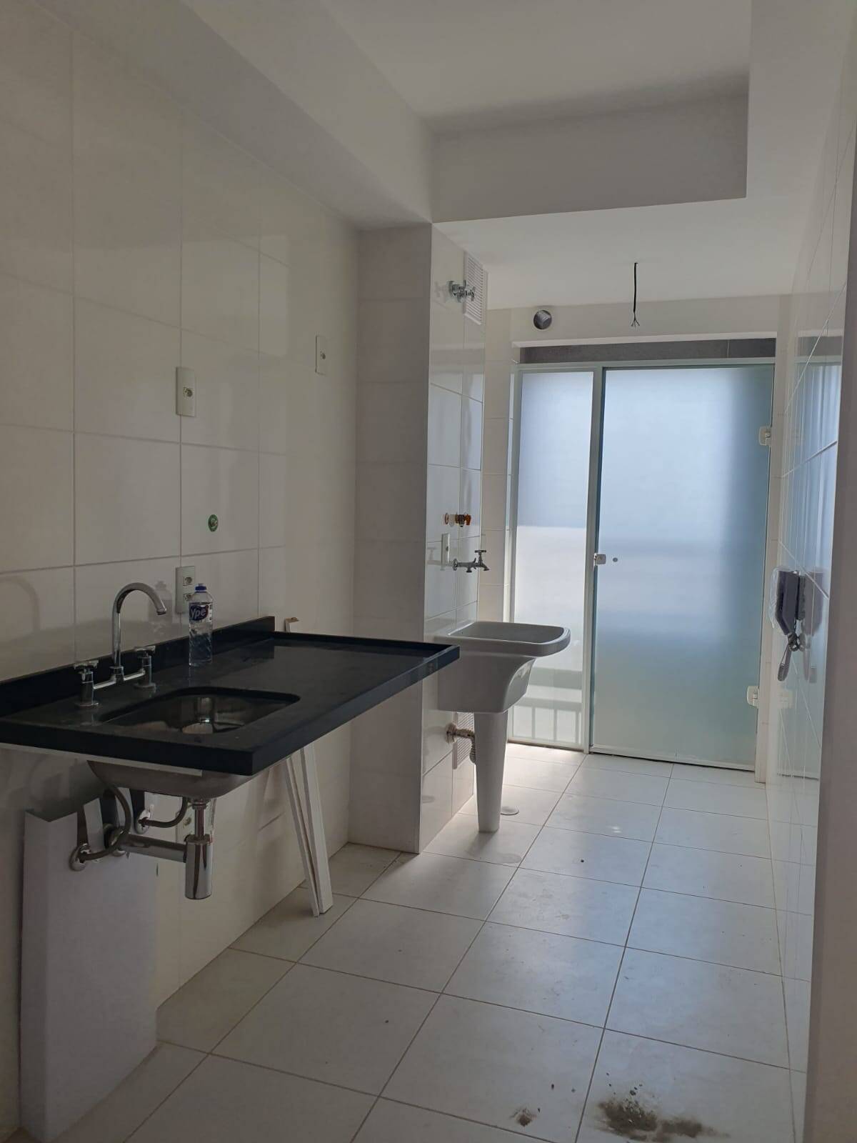 Apartamento à venda com 2 quartos, 72m² - Foto 11