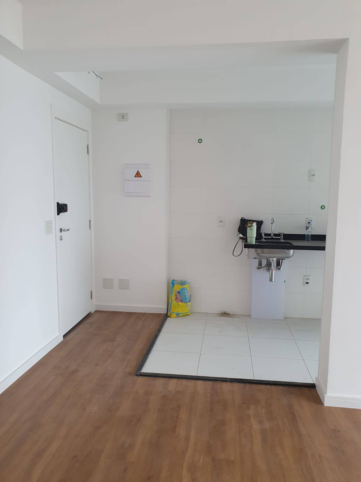 Apartamento à venda com 2 quartos, 72m² - Foto 12