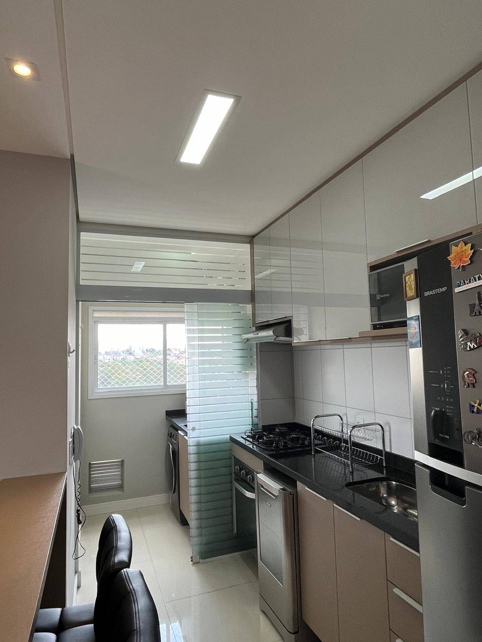 Apartamento à venda com 2 quartos, 60m² - Foto 11