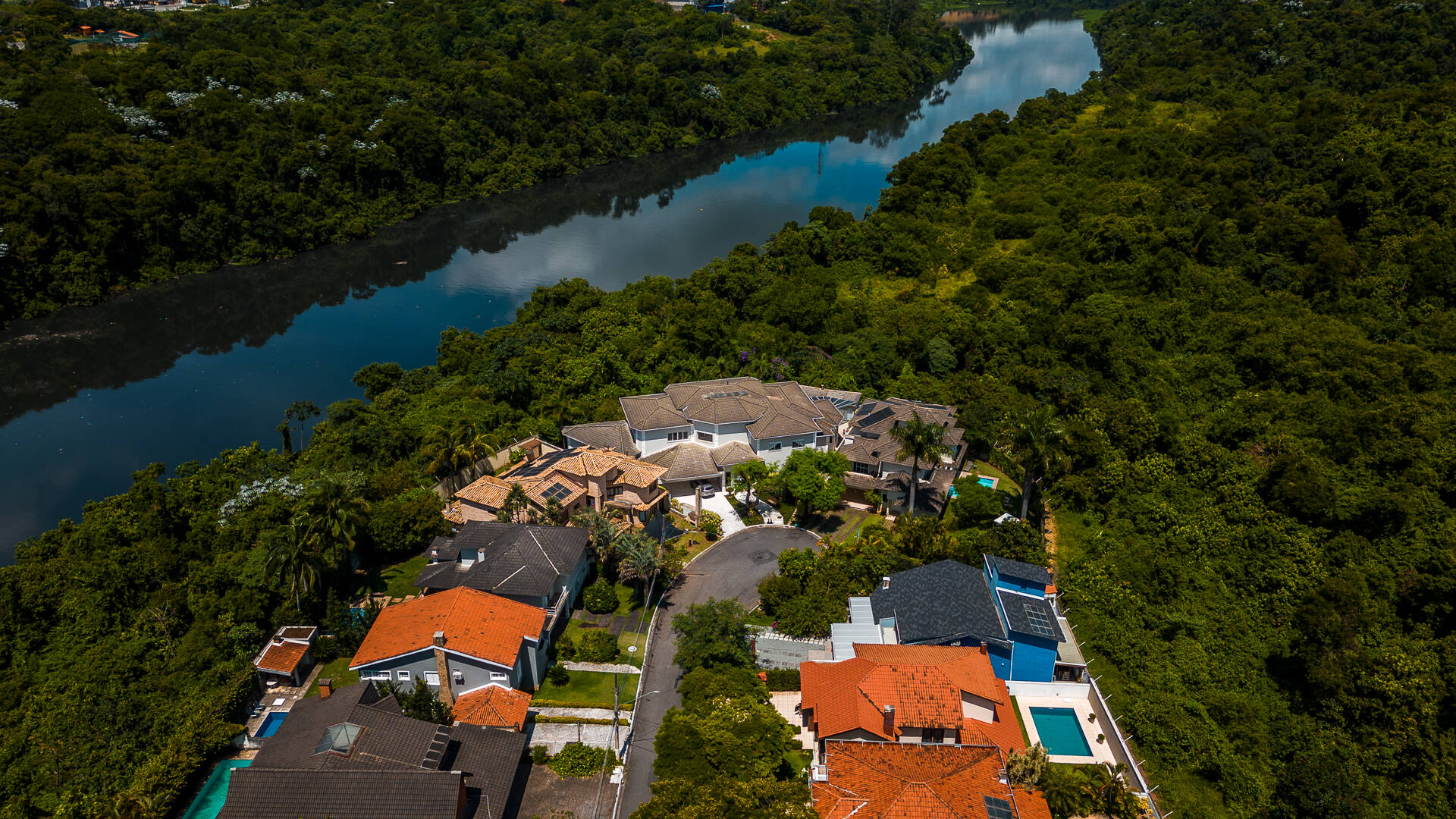 Casa de Condomínio à venda com 4 quartos, 790m² - Foto 53