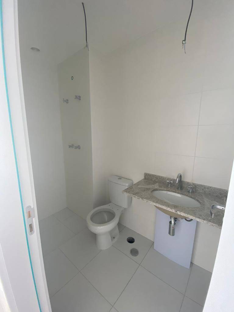 Apartamento à venda com 2 quartos, 67m² - Foto 12