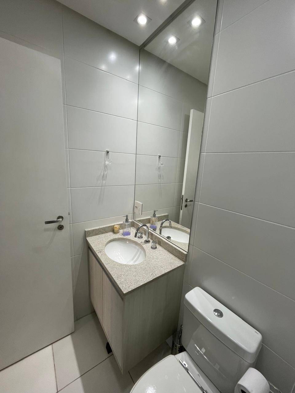 Apartamento à venda com 2 quartos, 67m² - Foto 15