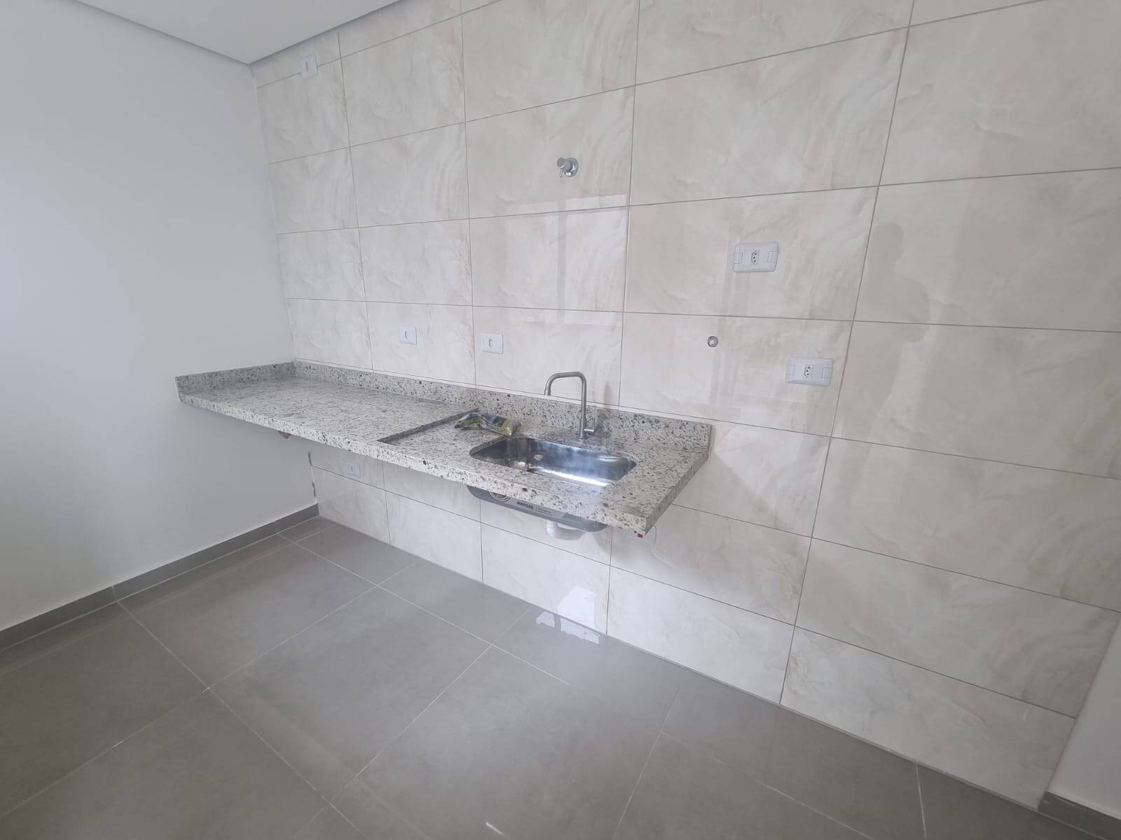 Sobrado à venda com 2 quartos, 75m² - Foto 3