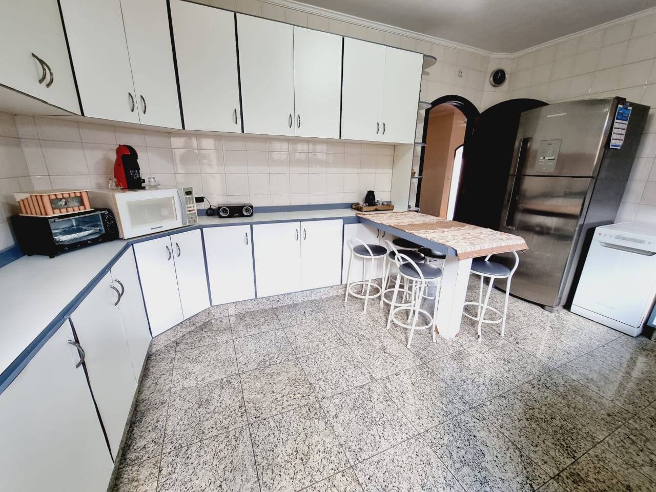 Casa à venda com 3 quartos, 240m² - Foto 19