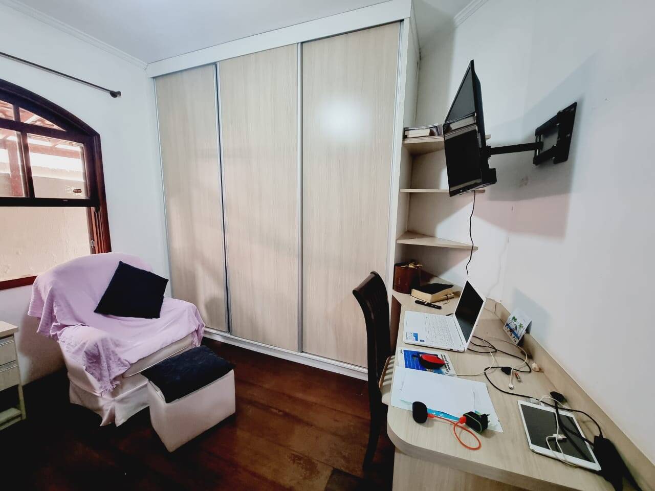 Casa à venda com 3 quartos, 240m² - Foto 21