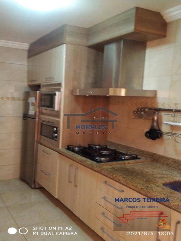 Sobrado à venda com 3 quartos, 270m² - Foto 4