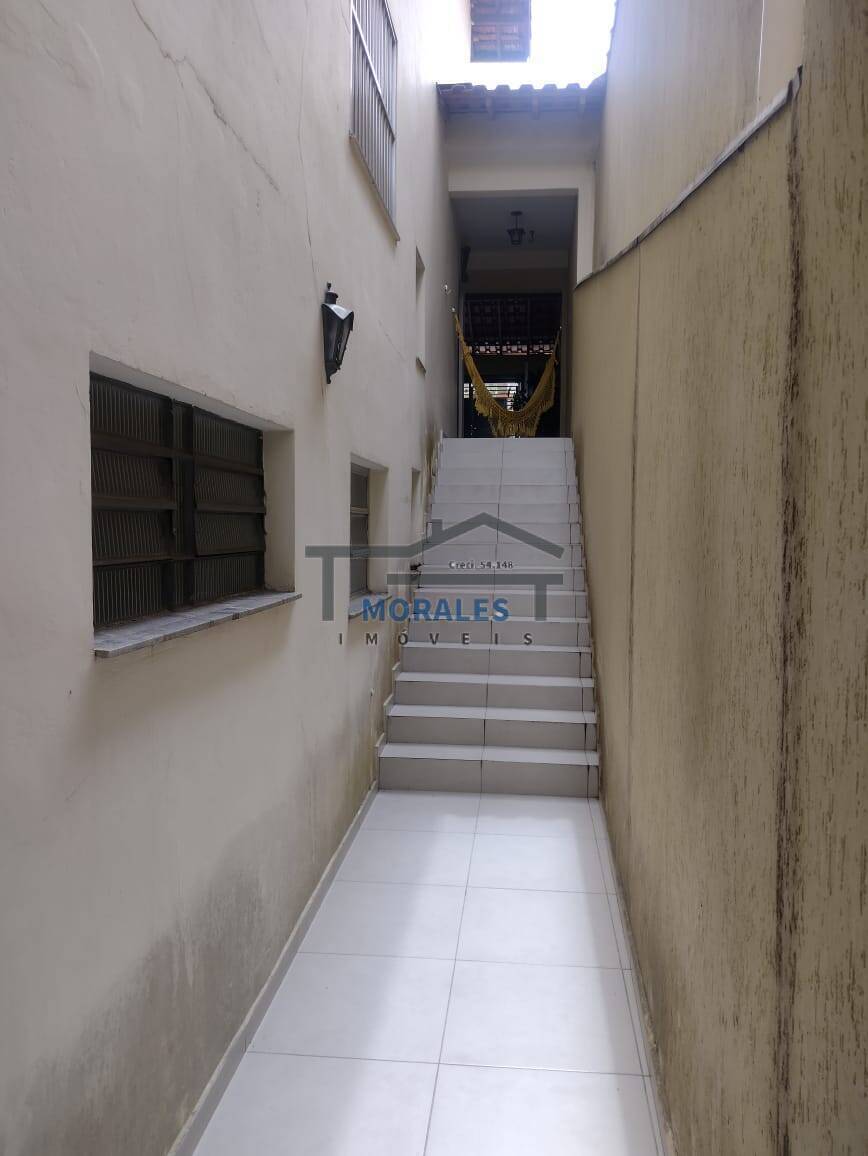 Casa à venda com 3 quartos, 140m² - Foto 18