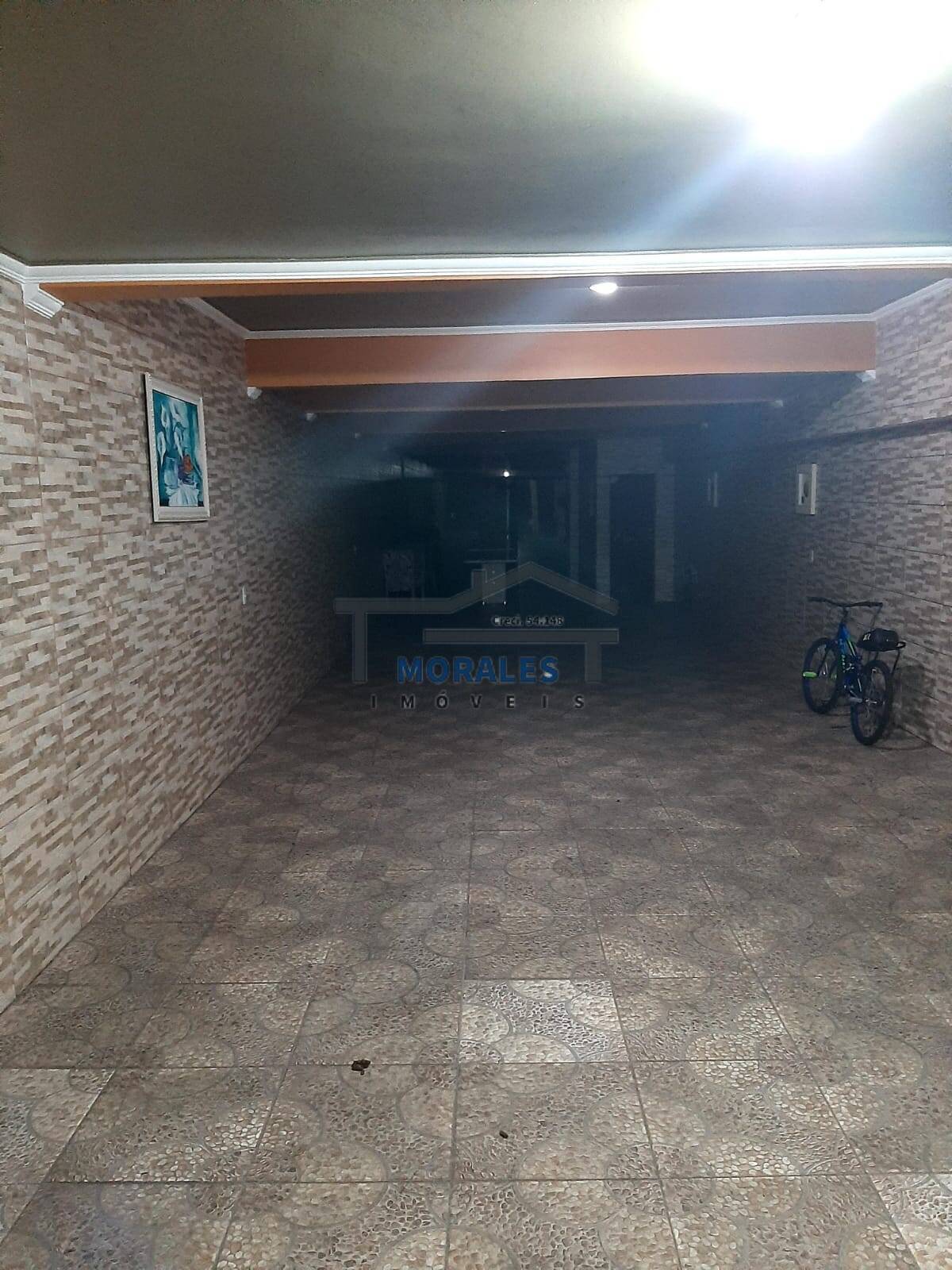 Casa à venda com 4 quartos, 250m² - Foto 29