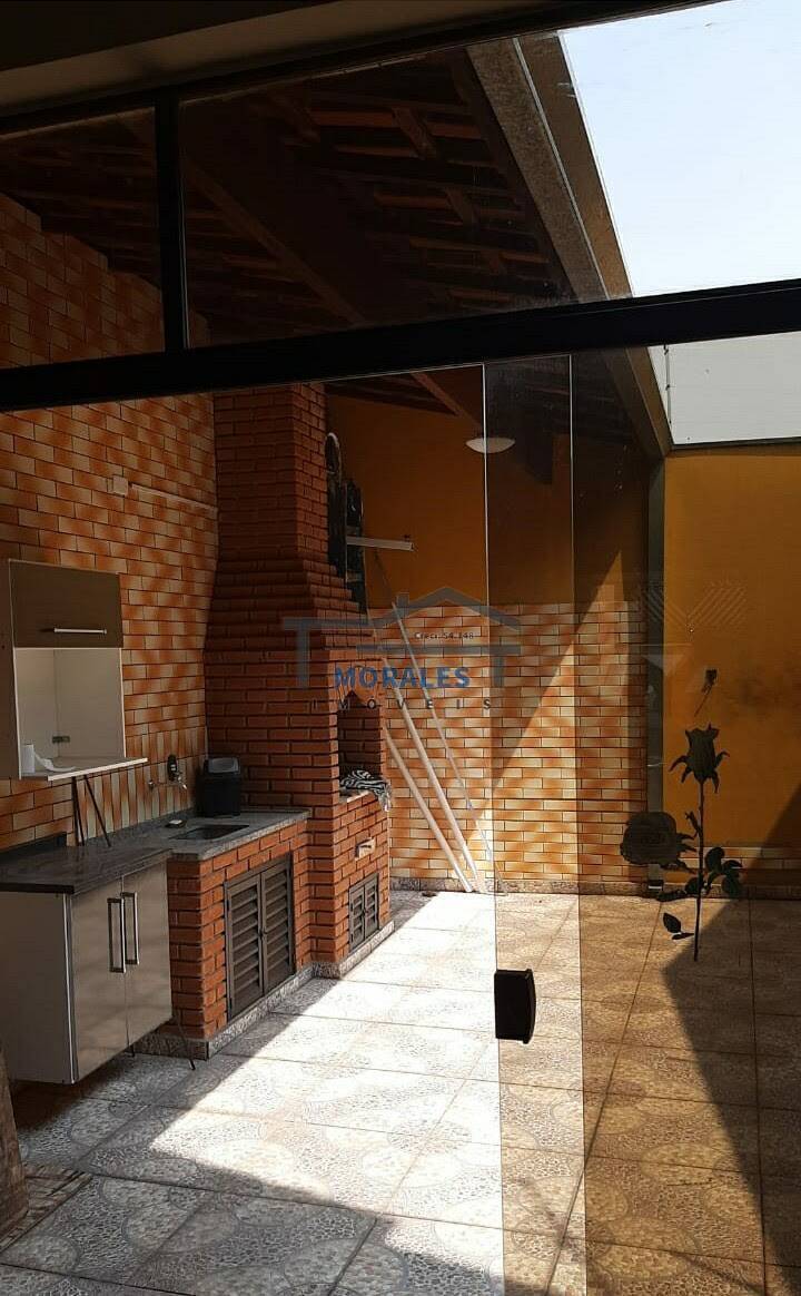 Casa à venda com 4 quartos, 250m² - Foto 6