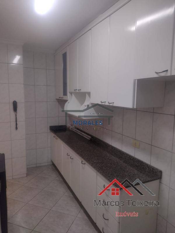 Apartamento à venda com 3 quartos, 69m² - Foto 3