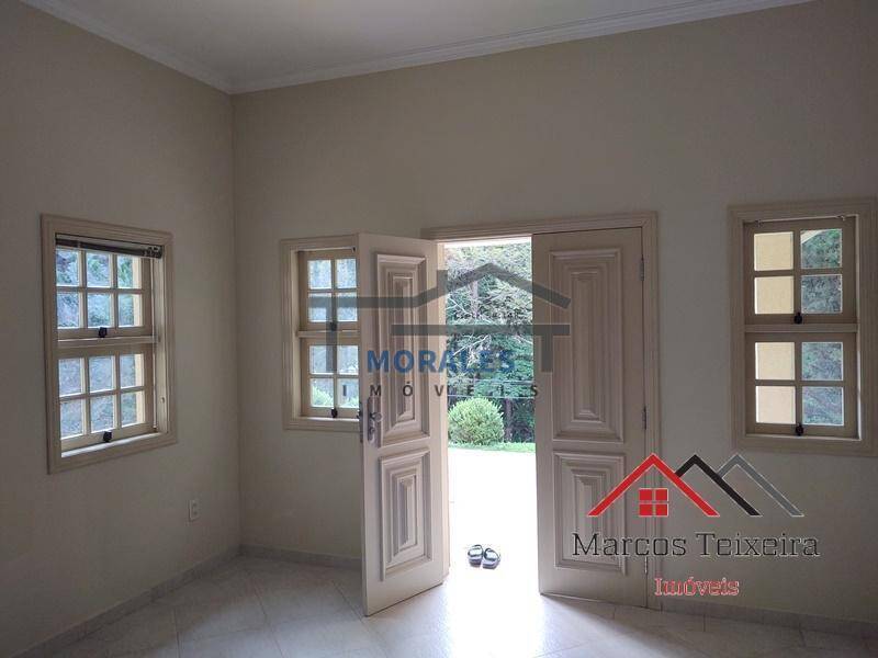 Casa à venda com 3 quartos, 280m² - Foto 15