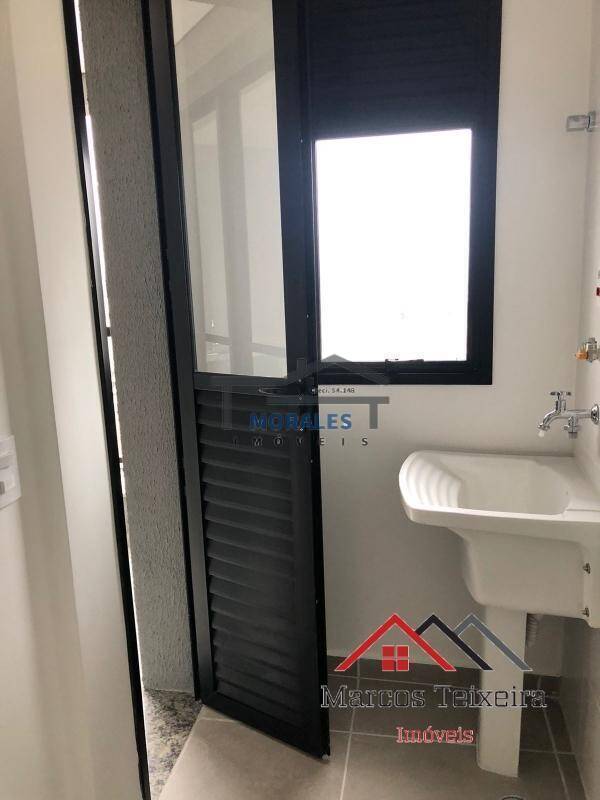 Apartamento à venda com 2 quartos, 64m² - Foto 10