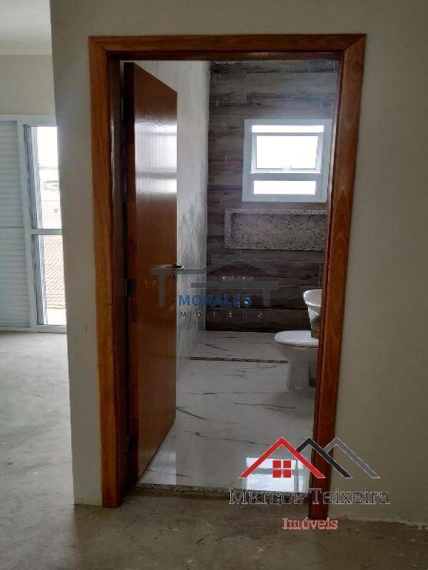 Casa à venda com 3 quartos, 208m² - Foto 11