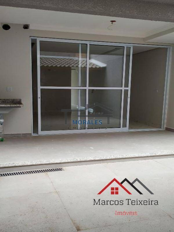 Casa à venda com 3 quartos, 208m² - Foto 25