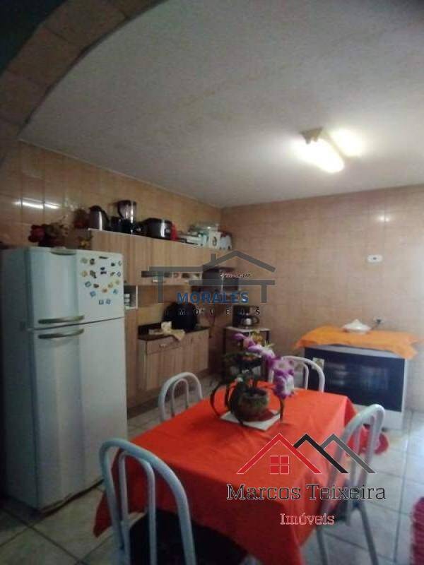 Casa à venda com 3 quartos, 100m² - Foto 6