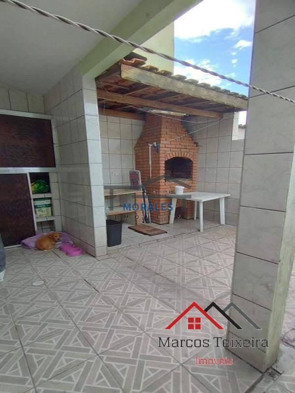 Casa à venda com 3 quartos, 100m² - Foto 18