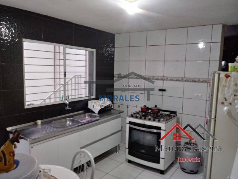 Casa à venda com 2 quartos, 140m² - Foto 6