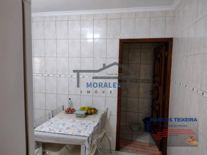 Casa à venda com 3 quartos, 160m² - Foto 8