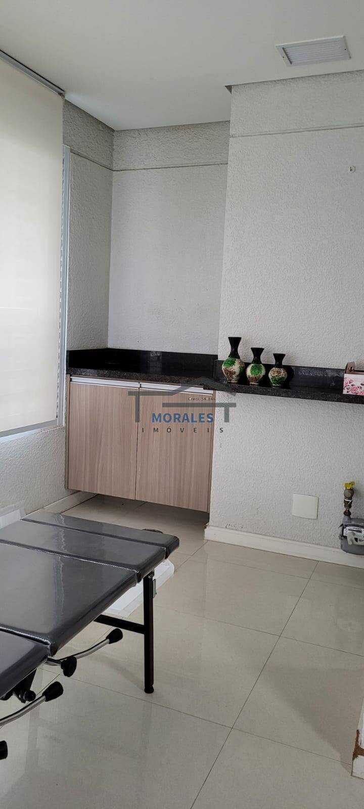 Apartamento à venda com 3 quartos, 81m² - Foto 2