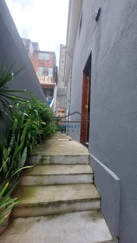 Casa à venda com 3 quartos, 130m² - Foto 4