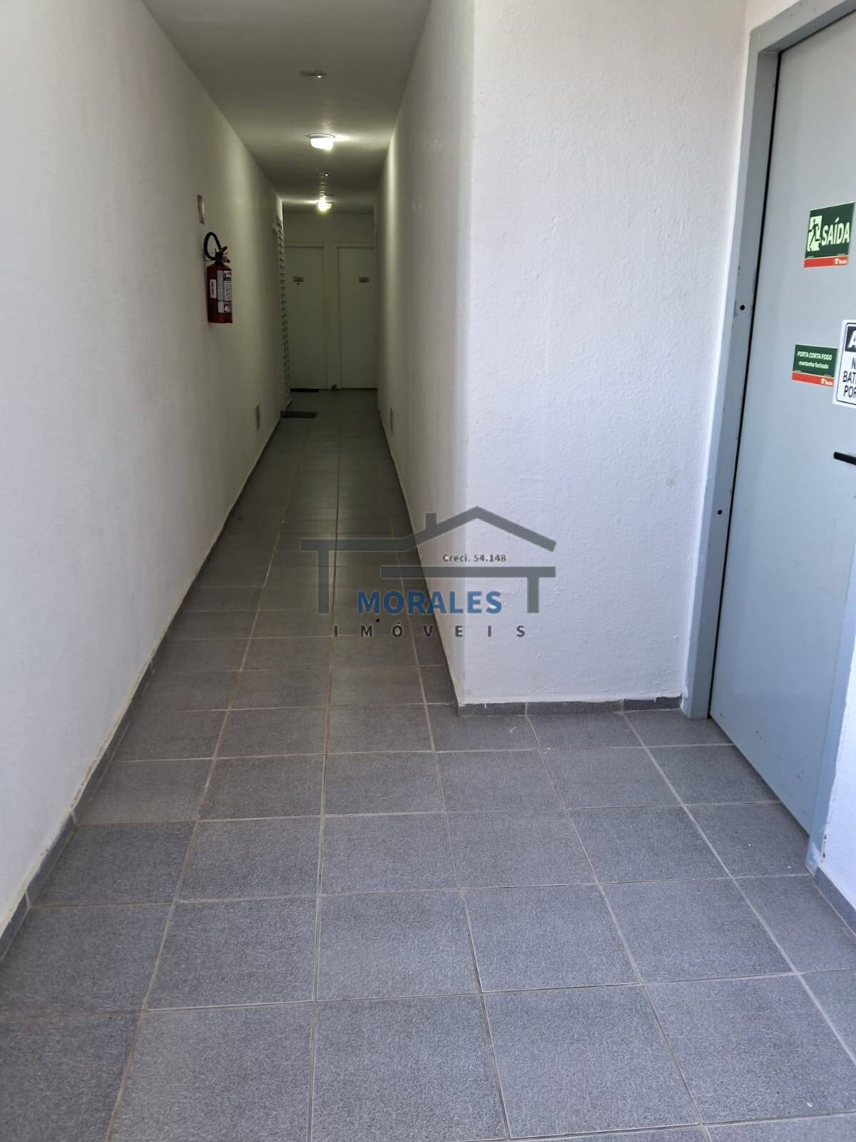 Apartamento à venda com 2 quartos, 44m² - Foto 9