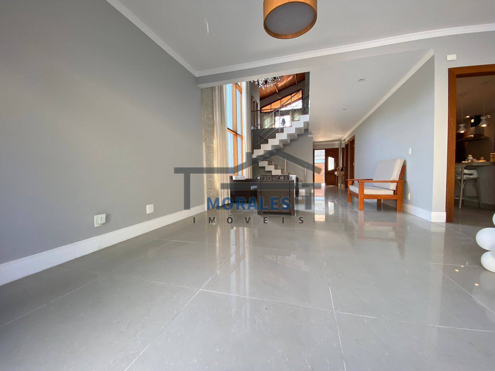 Sobrado à venda com 4 quartos, 350m² - Foto 4