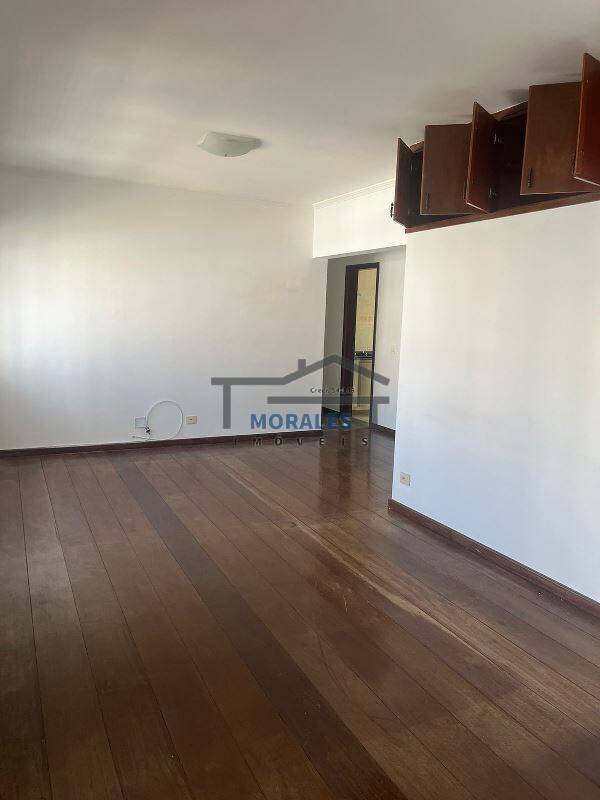 Apartamento à venda com 3 quartos, 140m² - Foto 8