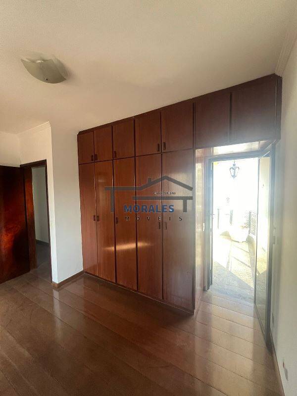 Apartamento à venda com 3 quartos, 140m² - Foto 10