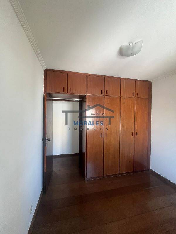 Apartamento à venda com 3 quartos, 140m² - Foto 17