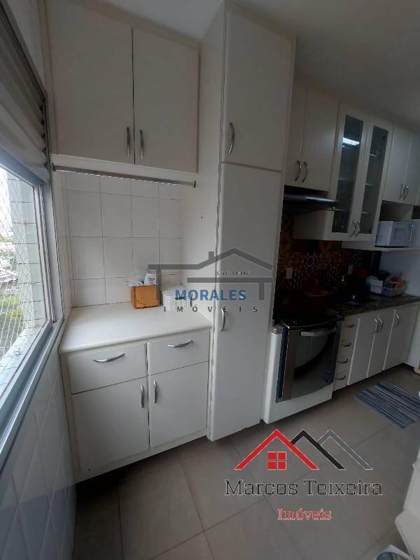 Apartamento à venda com 3 quartos, 97m² - Foto 8