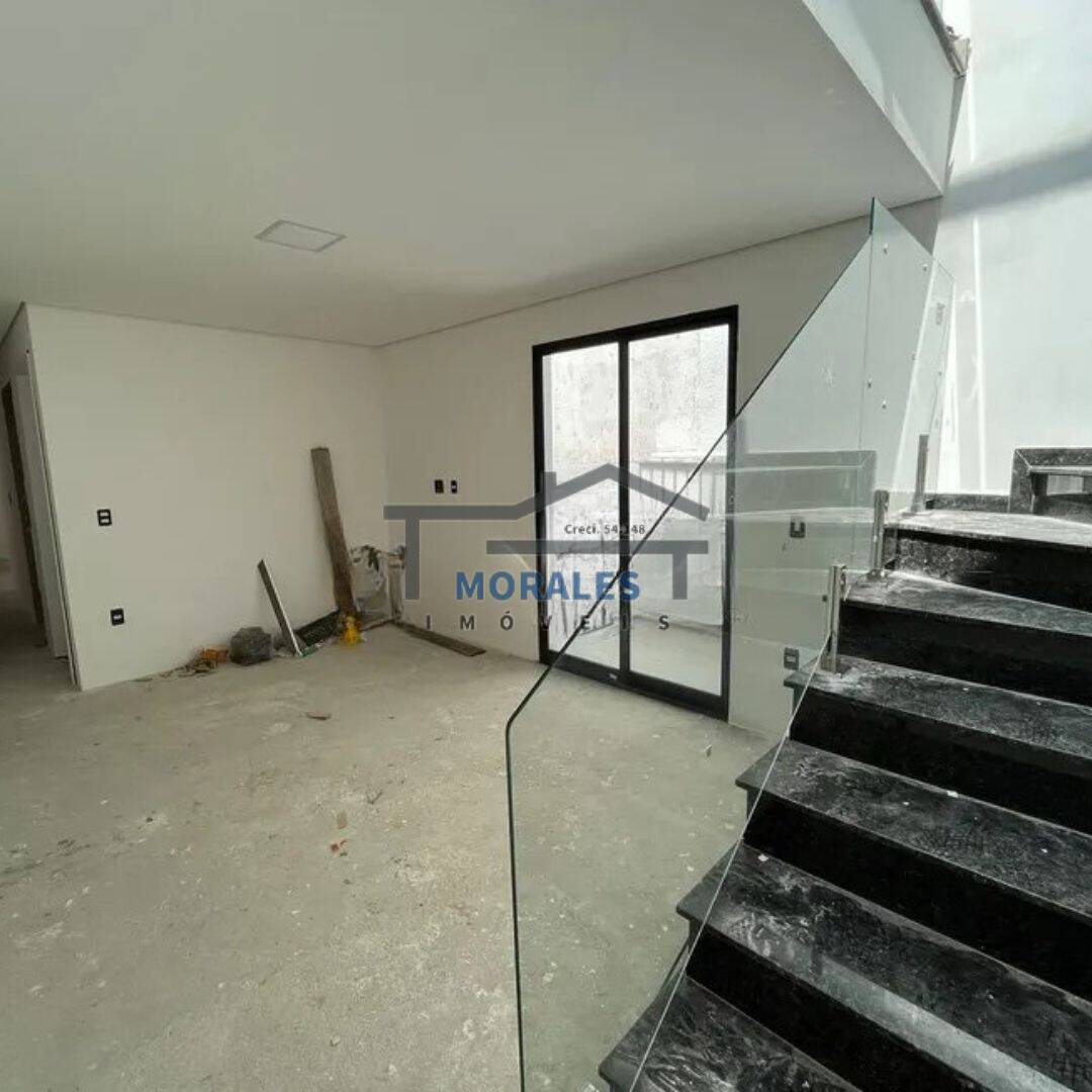 Sobrado à venda com 3 quartos, 188m² - Foto 4