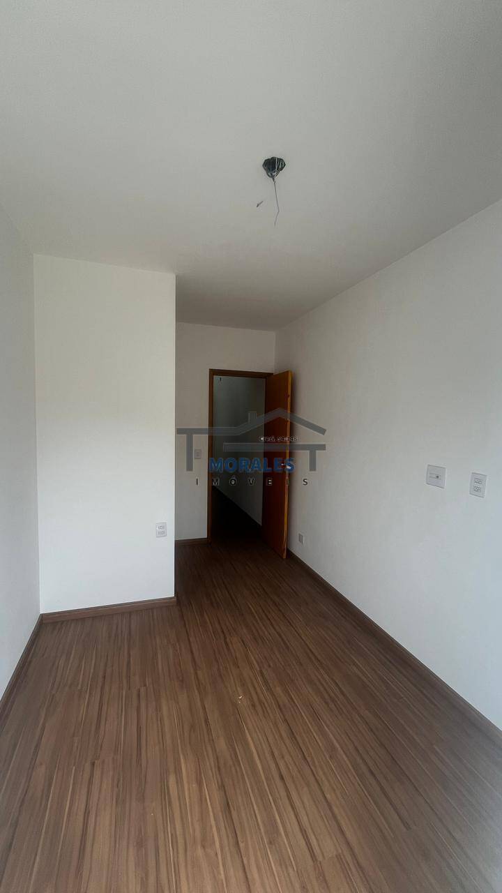 Sobrado à venda com 3 quartos, 90m² - Foto 4