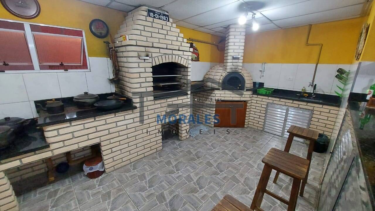 Casa à venda com 3 quartos, 450m² - Foto 21