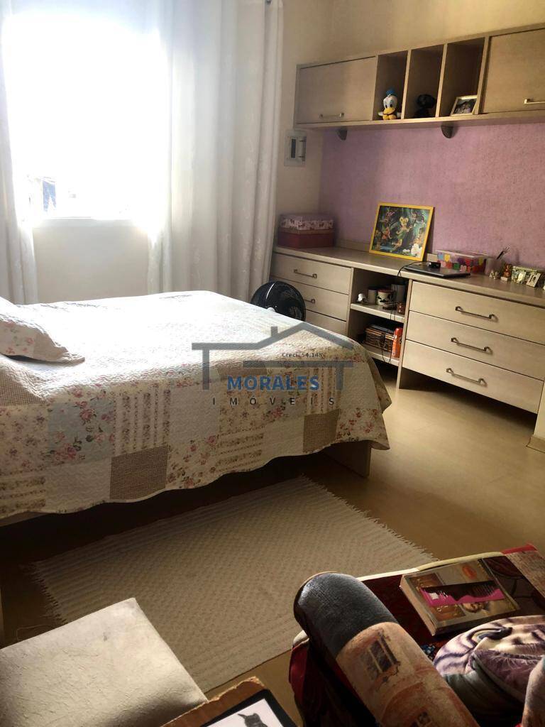 Casa à venda com 3 quartos, 264m² - Foto 24