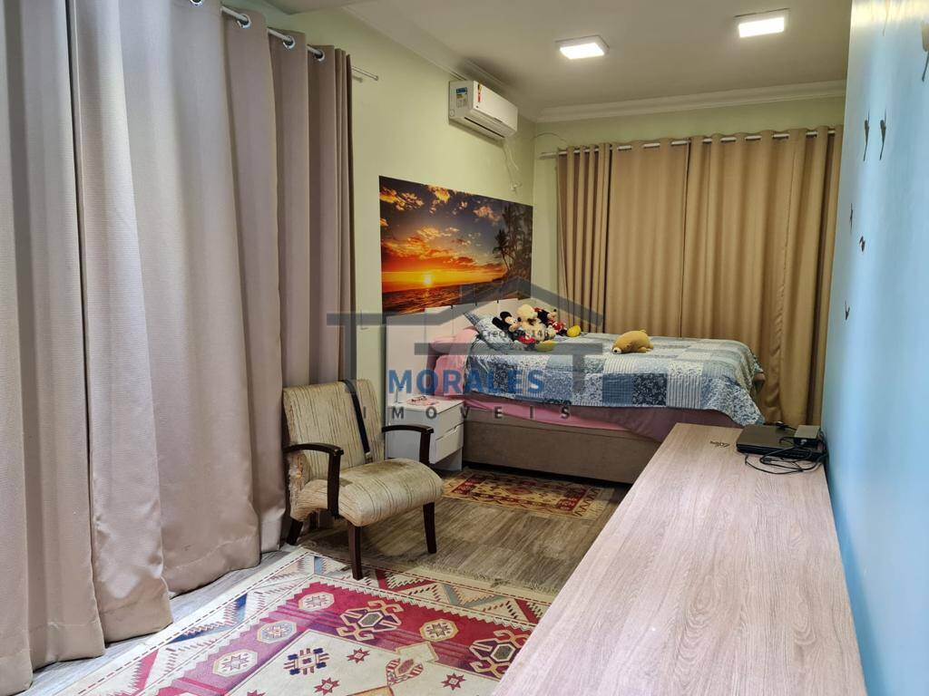 Casa de Condomínio à venda com 3 quartos, 320m² - Foto 17